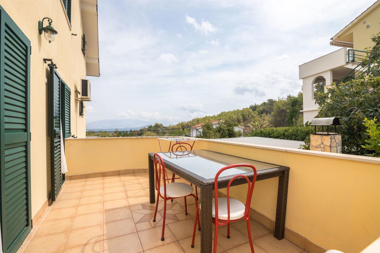 Apartments Rose Trogir Extérieur photo